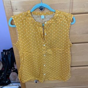 Old Navy yellow polka dot blouse